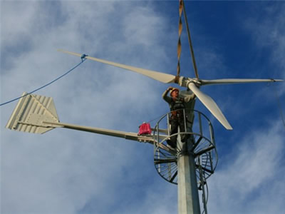 25Kw wind turbine install at U.S 